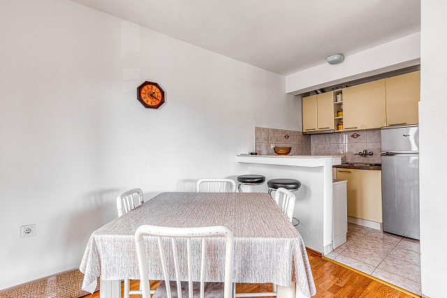 One-Bedroom Apartment in Budva – Sea View — photo 15
